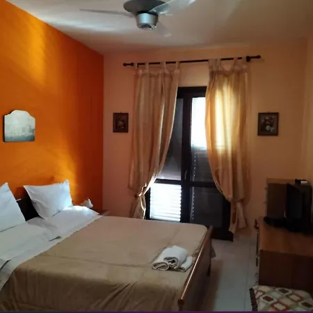 In Letojanni/sizilien 23296